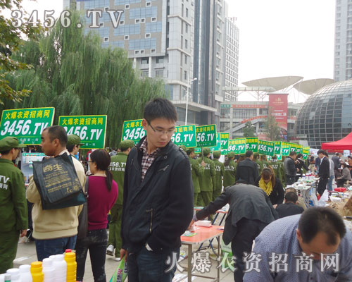 𱬈F(tun)(du)Rąf(xi)(jin)ֵ