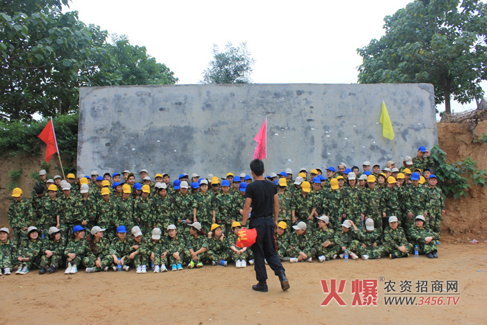 畢業(yè)墻我們成功了